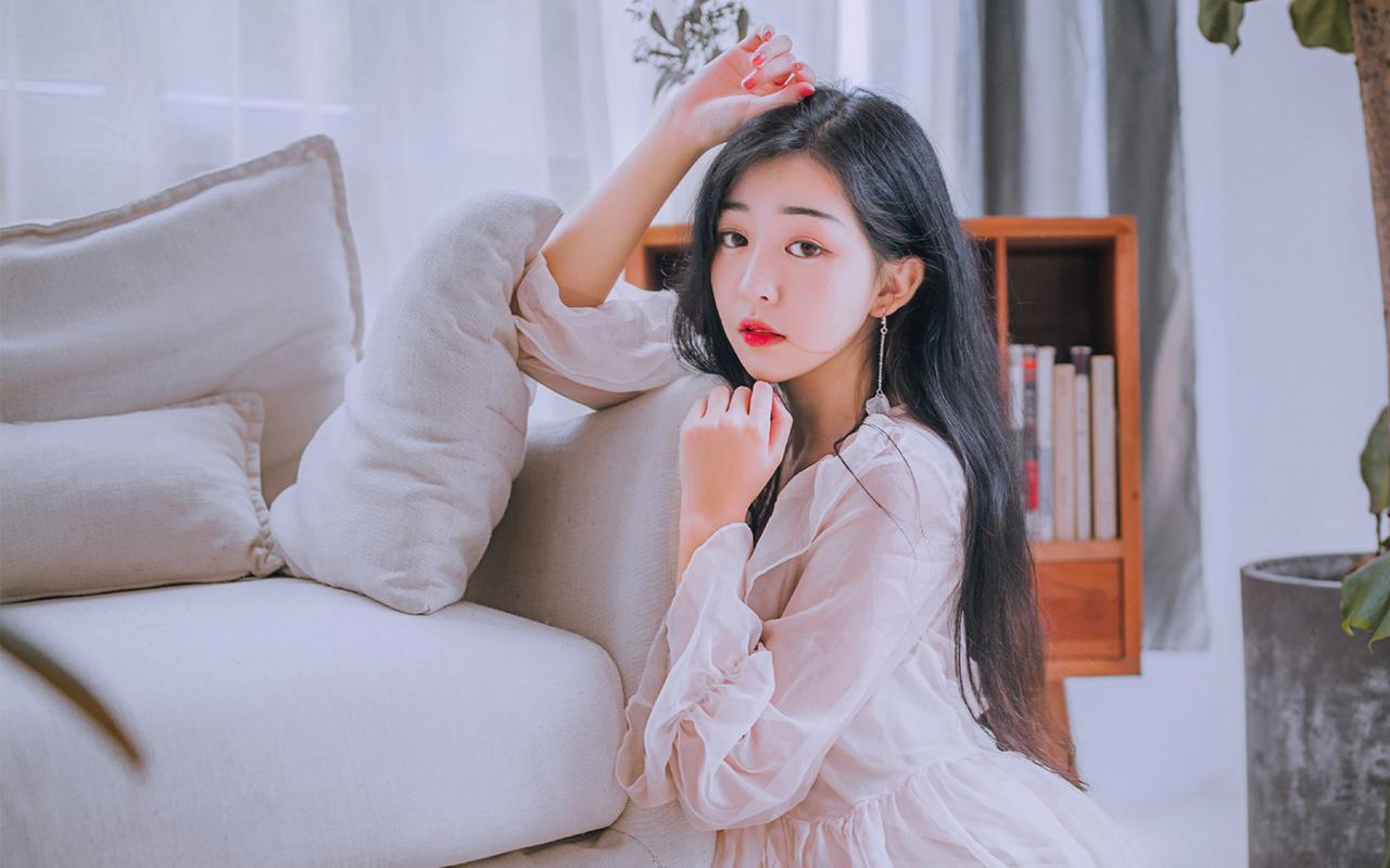 委内瑞拉截获一艘载有超3吨可卡因的运毒“潜艇”